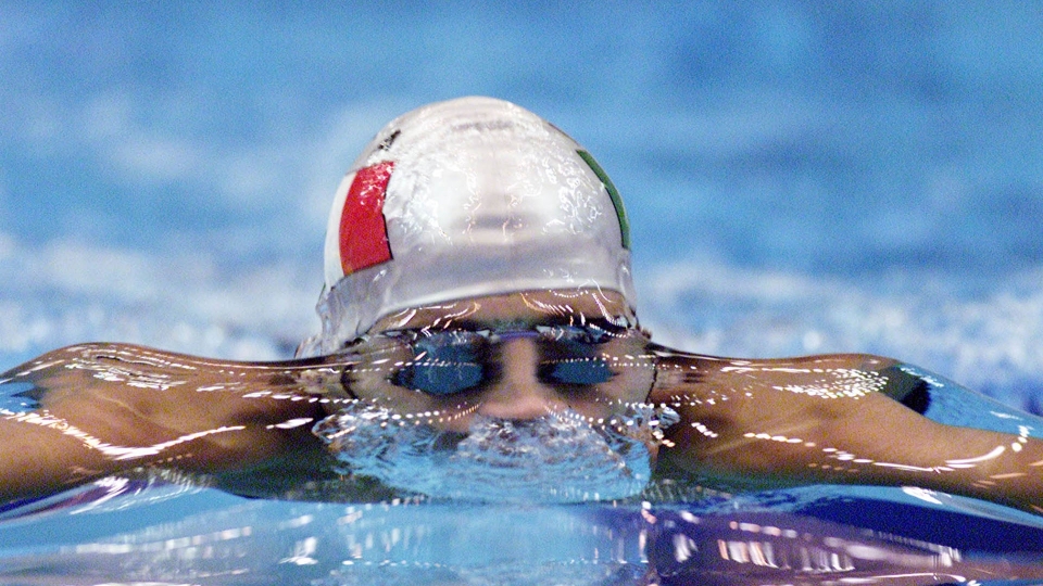 20 anni fa il nuoto italiano entrò nella storia