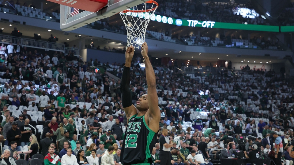 Al Horford, Giannis Antetokounmpo, Boston Celtics