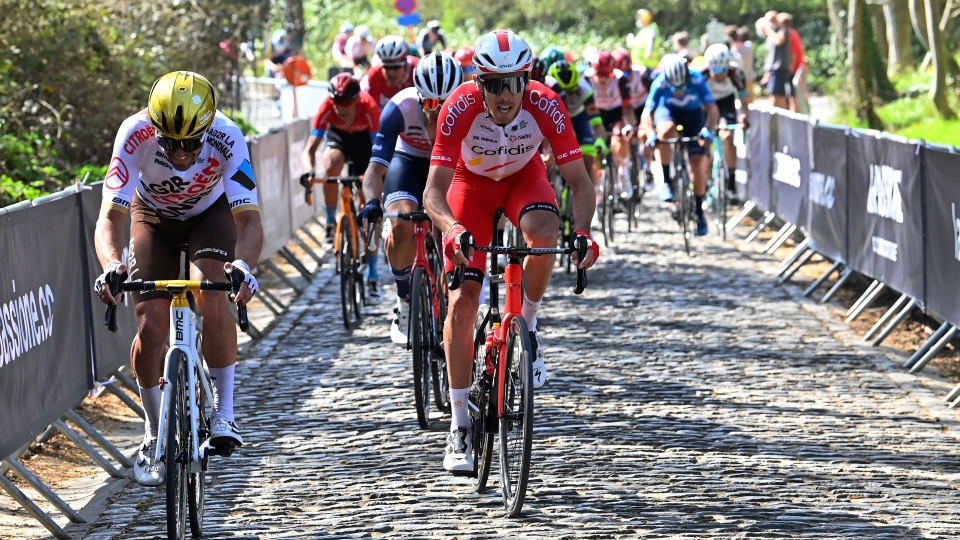 greg van avermaet Dwars Doorvi VlaanderenDwars Door Vlaanderen, Ciclismo, Greg Van Avermaet