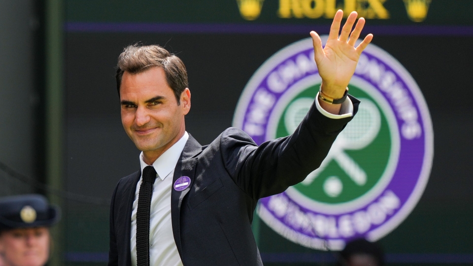 L\ Roger Federer