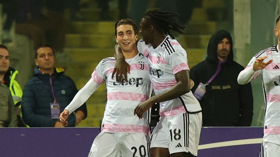Kean esulta con Miretti, autore del gol decisivo in Fiorentina-Juventus Miretti, Kean, Juventus, Serie A