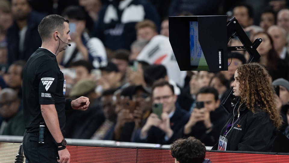 Var, Premier League, Calcio