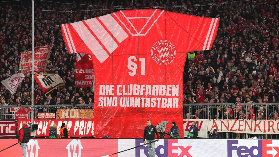 La protesta della Curva Sud del Bayern Monaco