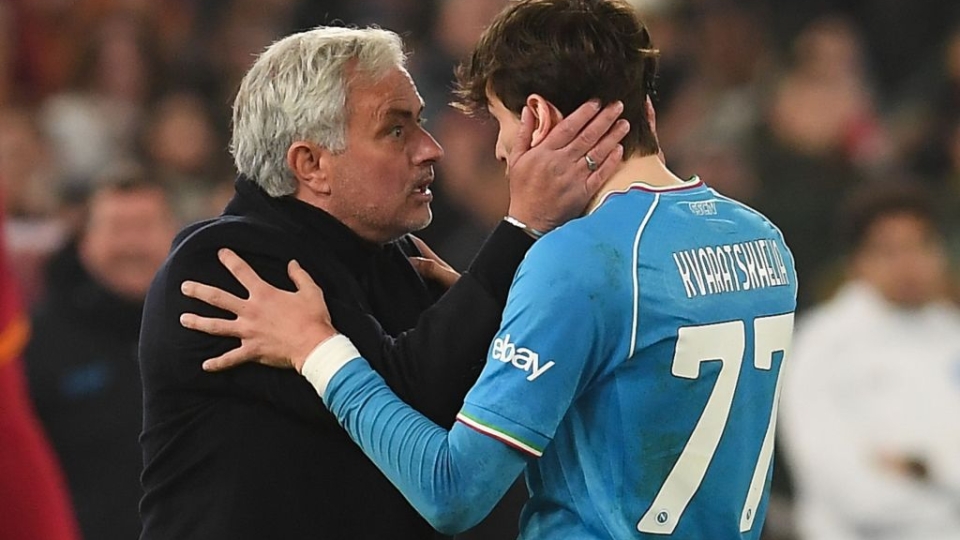Mourinho e Kvaratskhelia