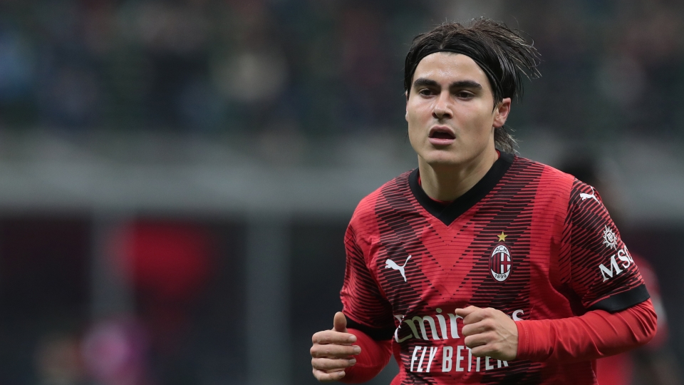 Luka Romero con la maglia del Milan Luka Romero
