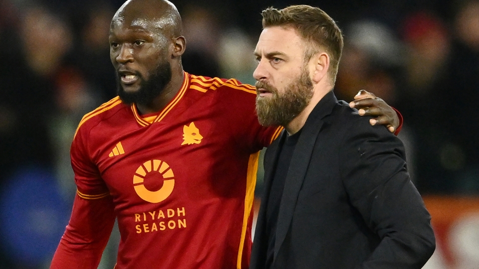 Daniele De Rossi abbraccia Romelu Lukaku Romelu Lukaku, Daniele De Rossi