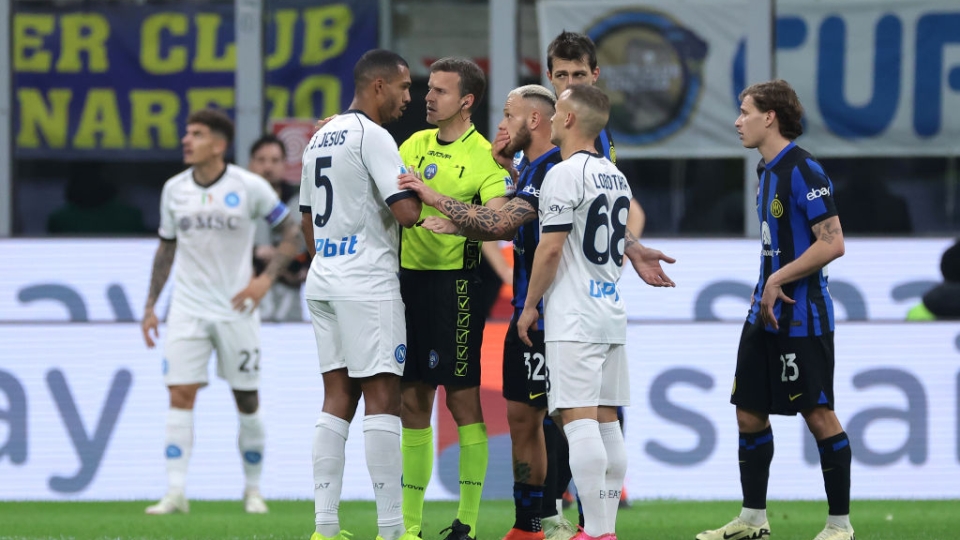 Le proteste di Juan Jesus durante Inter-Napoli