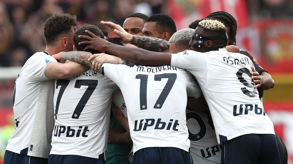 Il Napoli esulta dopo uno dei quattro gol contro il Monza Napoli