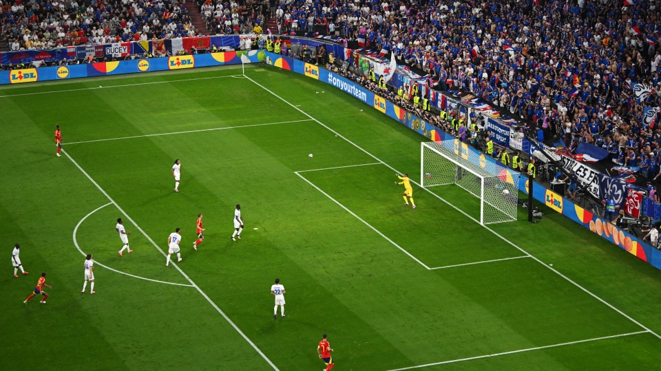 Gol straordinario di Lamine Yamal