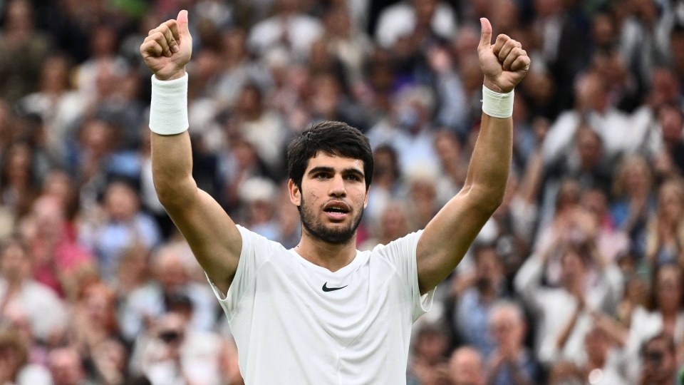 Alcaraz - Medvedev 6-3, 6-3, 6-3