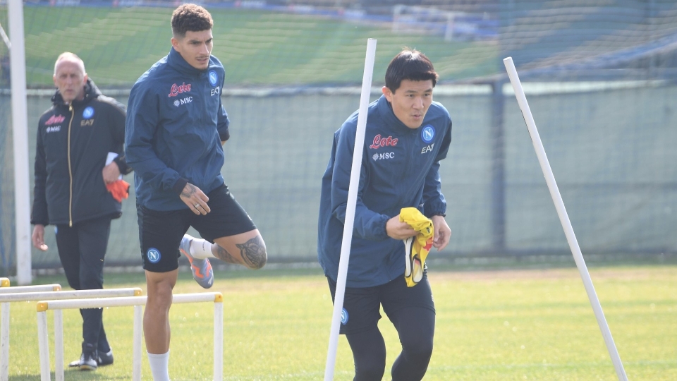 Una sessione di allenamento del Napoli in vista del match al \"Carlo Castellani\" contro l\ Allenamento Napoli