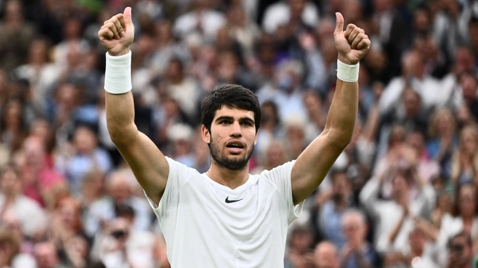 Alcaraz - Medvedev 6-3, 6-3, 6-3