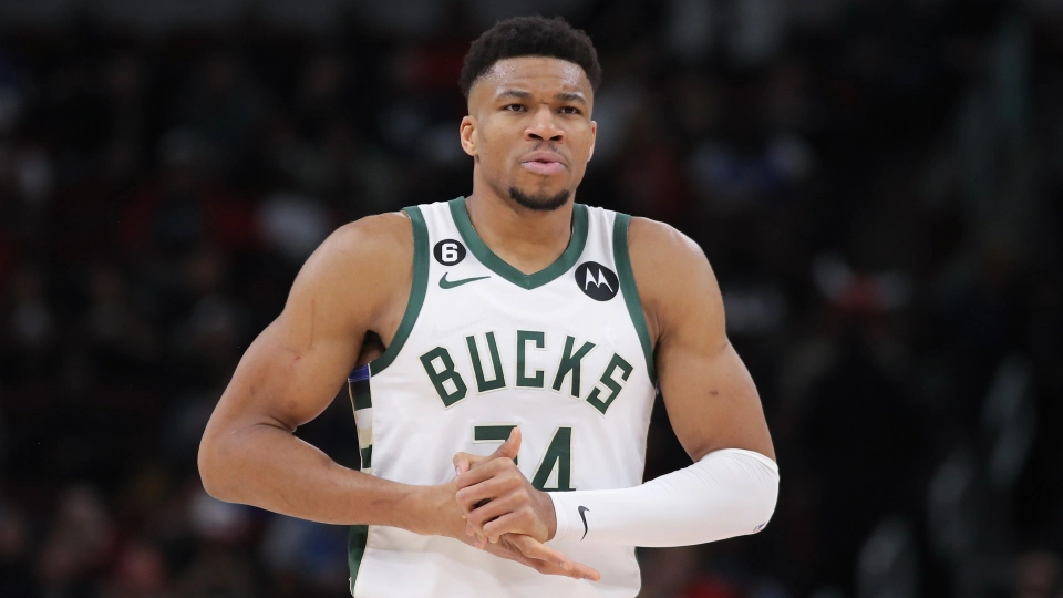 Antetokounmpo Bucks