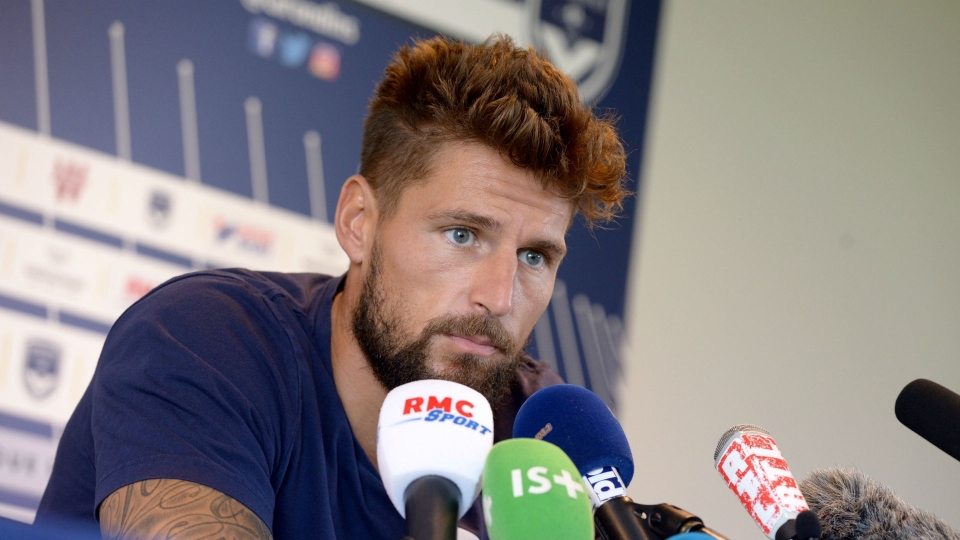 benoitcostil - cropped