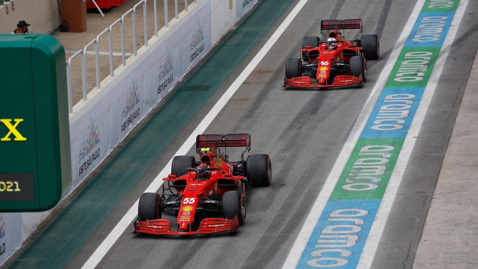 Carlos Sainz e Charles Leclerc