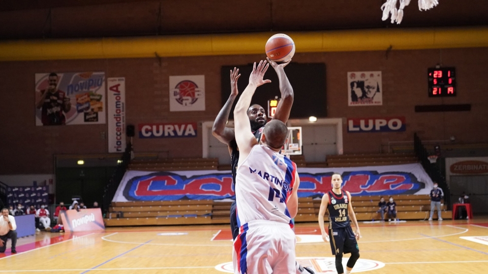 Casale vs Urania
