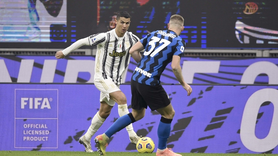 Cristiano Ronaldo Milan Skriniar FC Internazionale v Juventus Serie A 01172021