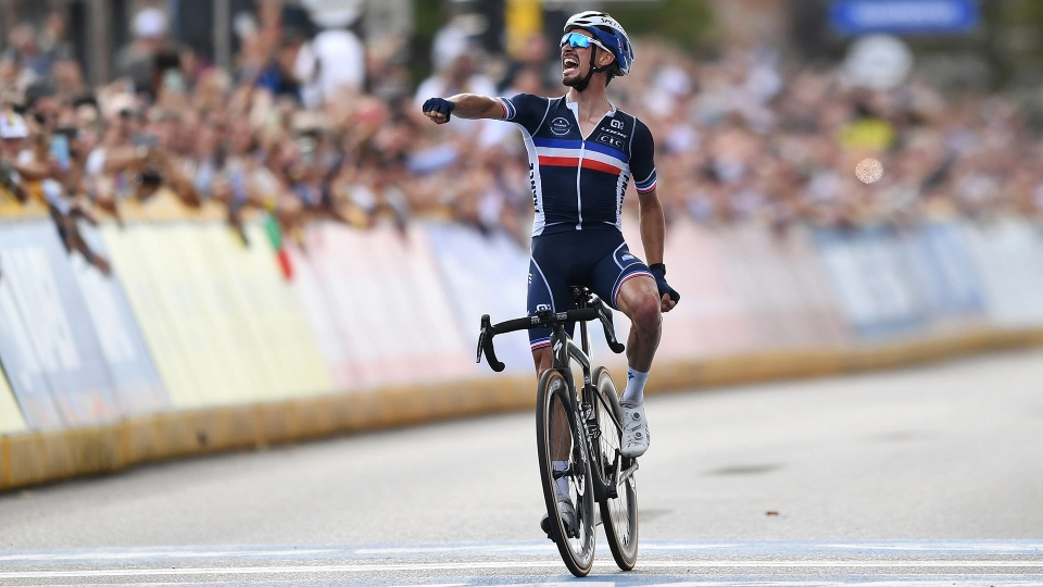 Ciclsimo: Alaphilippe ancora campione del mondo, le foto