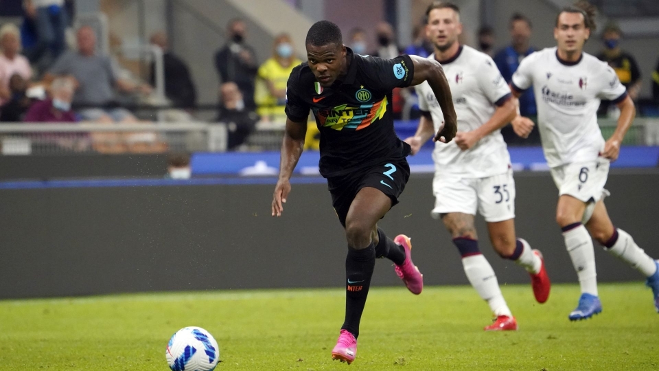 Denzel Dumfries Inter 2021 2022