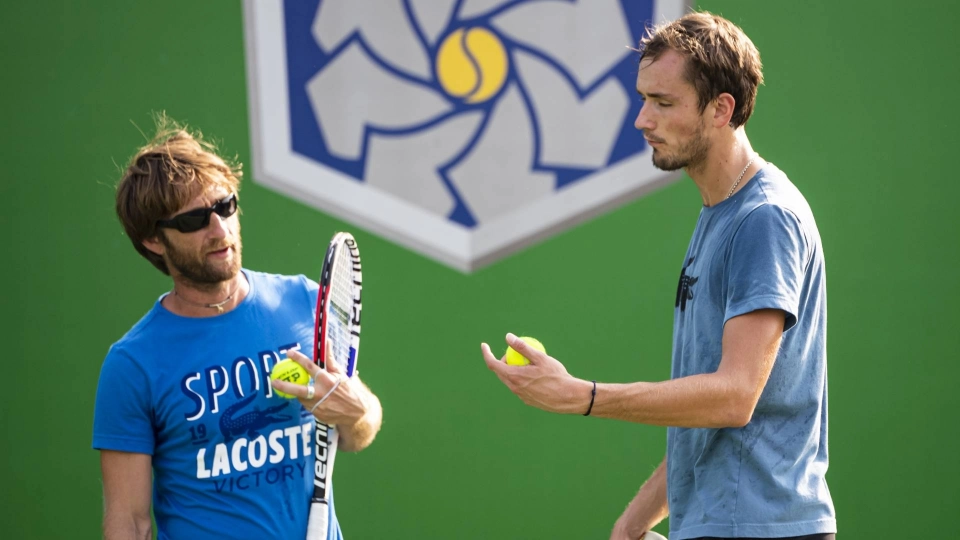 Daniil Medvedev e Gilles Cervara