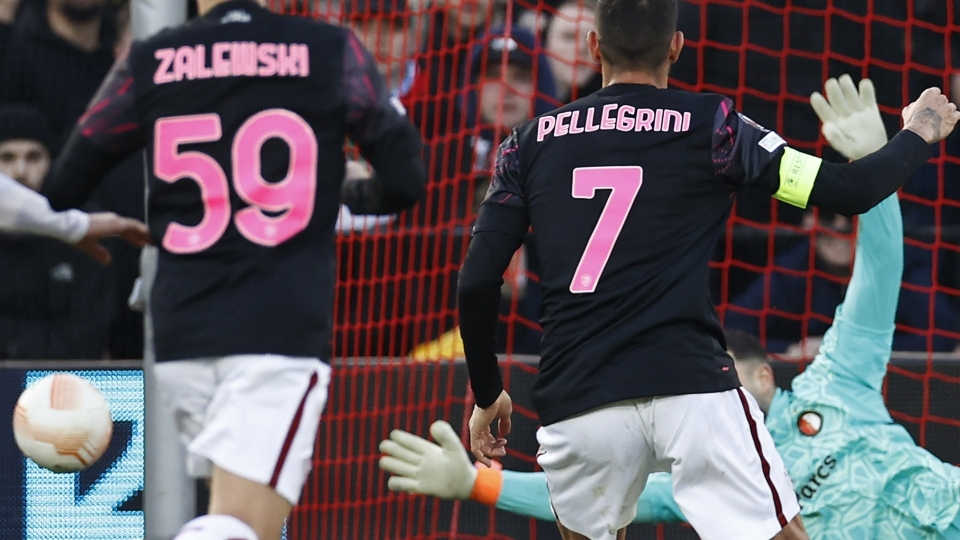 Europa League 2022-23, Feyenoord-Roma 1-0: le foto