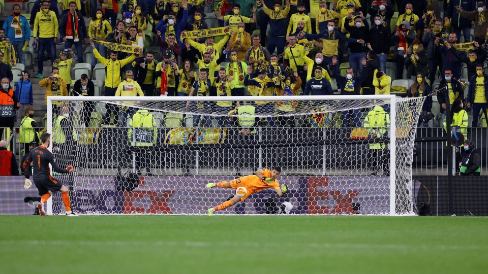 Europa League: il Villarreal vince la coppa ai rigori, le foto