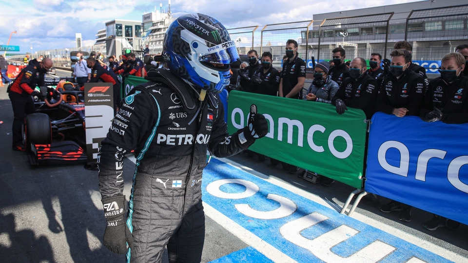 F1: Pole per Bottas, le foto