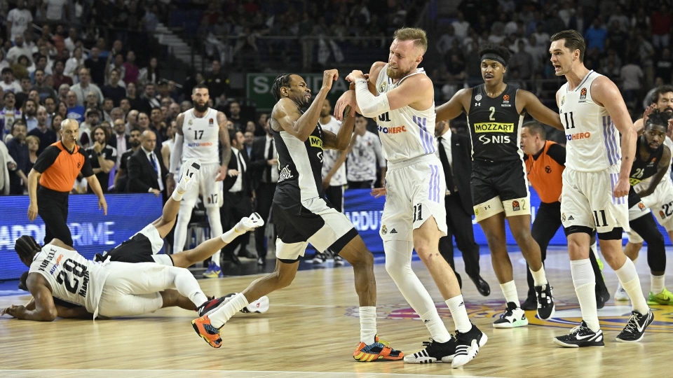 Follia in Eurolega: la mega rissa tra Real Madrid e Partizan Belgrado