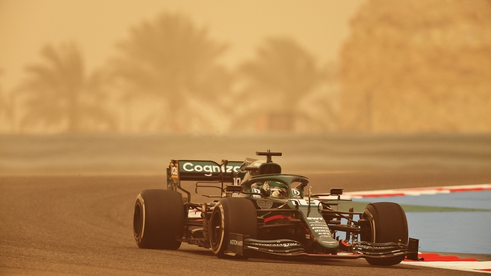 Formula 1, primi test in Bahrain: le foto
