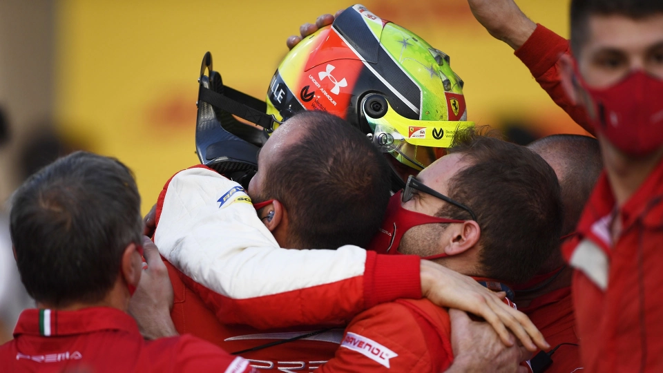 F2: Mick Schumacher campione del mondo