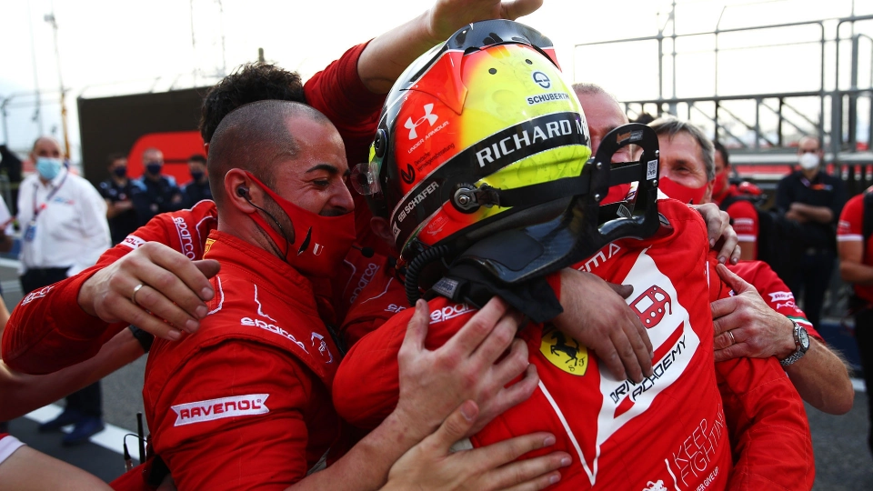 F2: Mick Schumacher campione del mondo