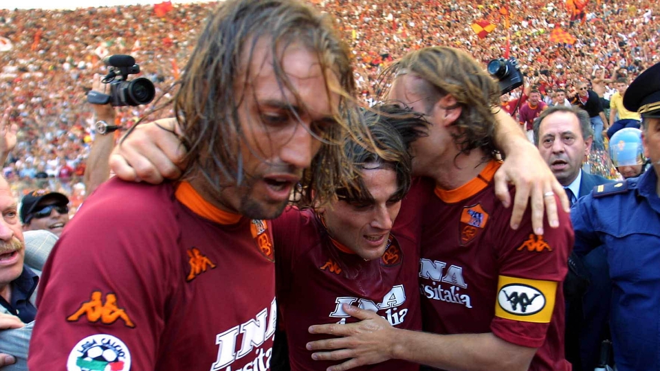 Batistuta, Montella e Totti, il tridente della Roma scudetto Gabriel Batistuta, Vincenzo Montella e Francesco Totti