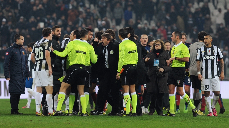 Gallery - Conte, mister furioso: da Mourinho a Banega, quante liti in campo