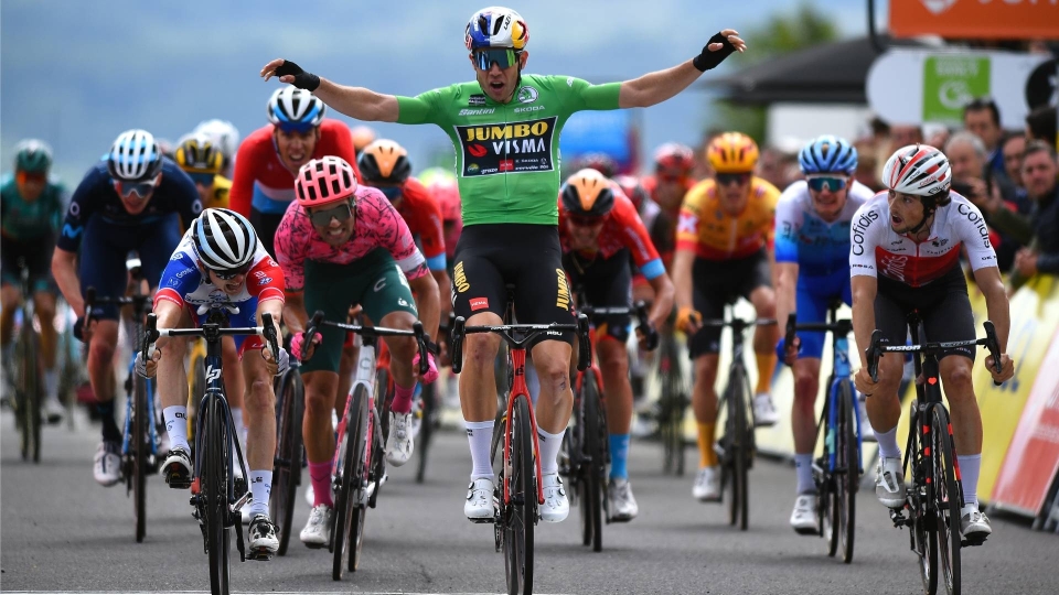 Gaudu (a sinistra) beffa van Aert Gaudu (a sinistra) beffa van Aert