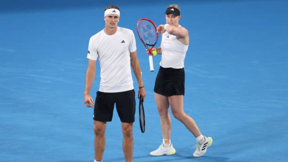 Troppo forti Zverev e Kerber per il nostro doppio formato da Angelica Moratelli e Lorenzo Sonego Alexander Zverev, Angelique Kerber