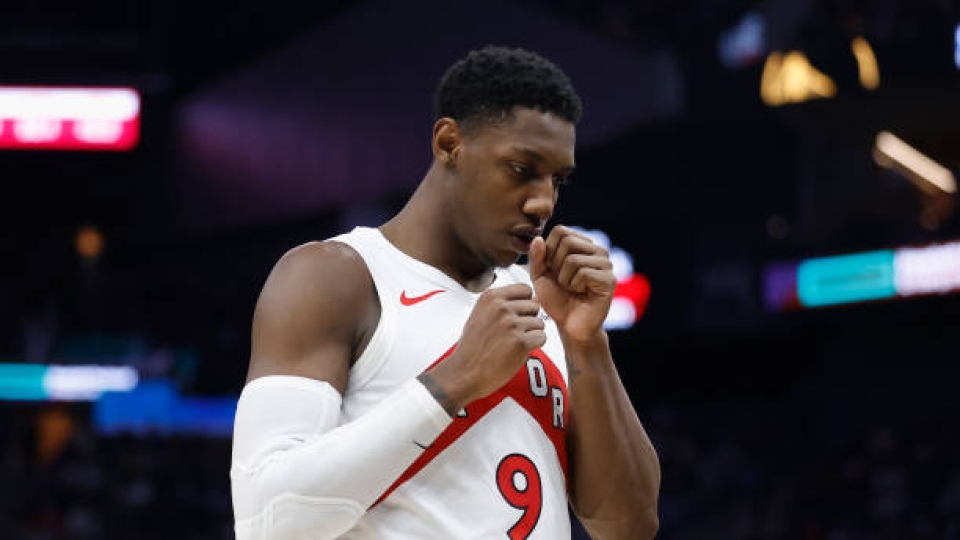 Il nuovo giocatore dei Raptors, RJ Barrett, ha realizzato 37 punti nel successo sul campo dei Golden State Warriors RJ Barrett