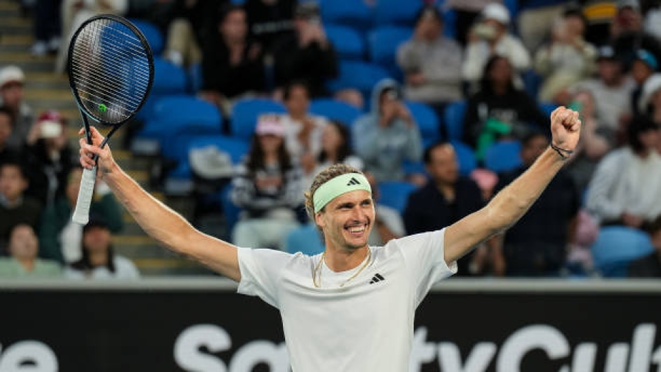 Alexander Zverev è rimasto in campo più di quattro ore per piegare la resistenza di Cameron Norrie Alexander Zverev