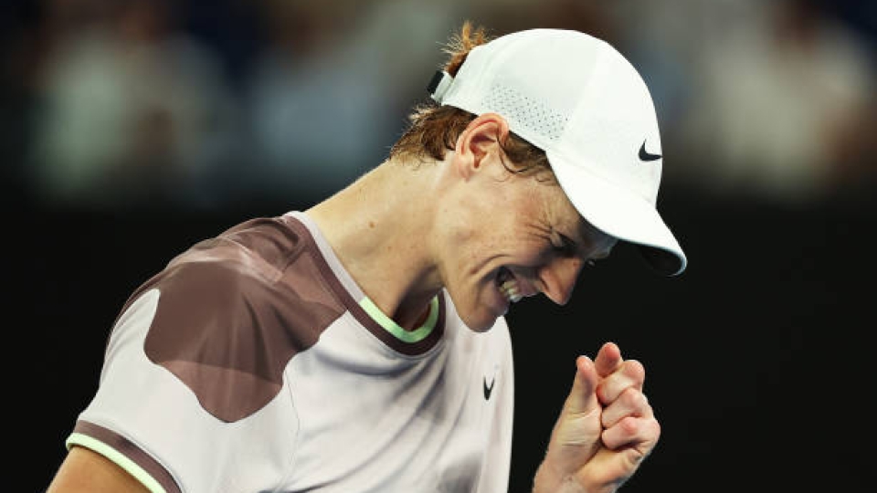Jannik Sinner vorrà dimostrare di aver colmato il gap che lo separava da Novak Djokovic nei tornei dello Slam Jannik Sinner