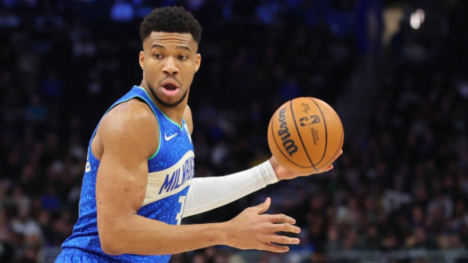 Gianni Antetokounmpo è il leader dei Milwaukee Bucks Giannis Antetokounmpo