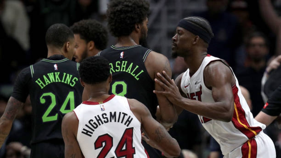 Jimmy Butler sarà costretto a saltare la sfida tra Miami e Sacramento in programma nella prossima notte italiana Jimmy Butler