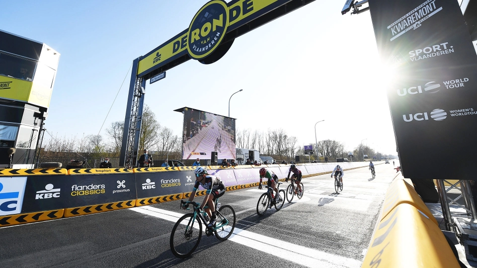 Giro delle Fiandre donne,Ajax