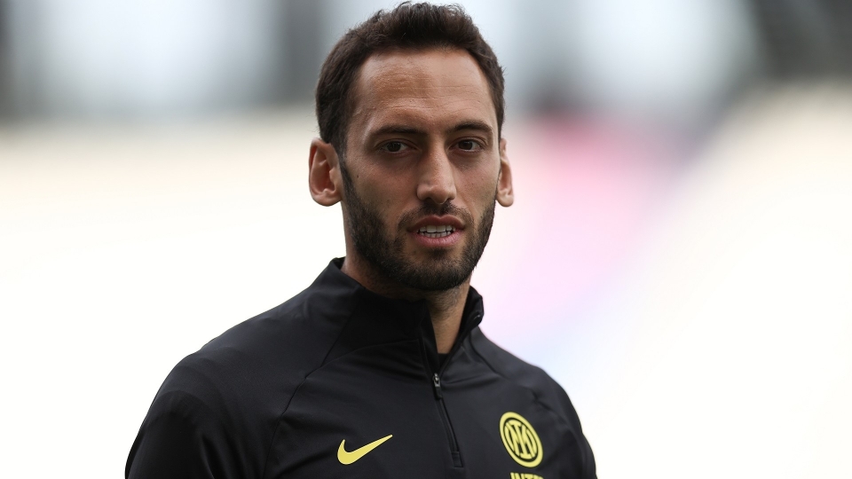 Hakan Calhanoglu