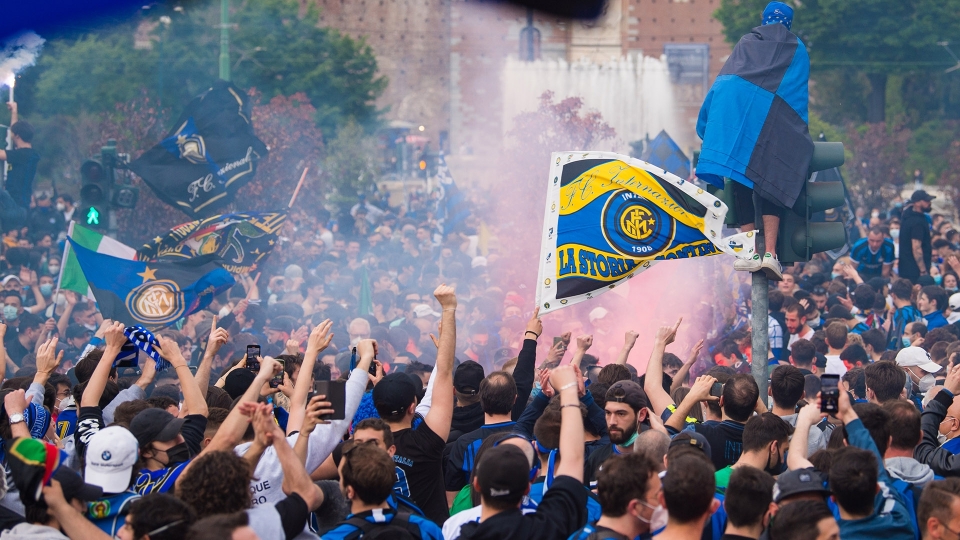 Inter campione, le foto dei festeggiamenti a Milano