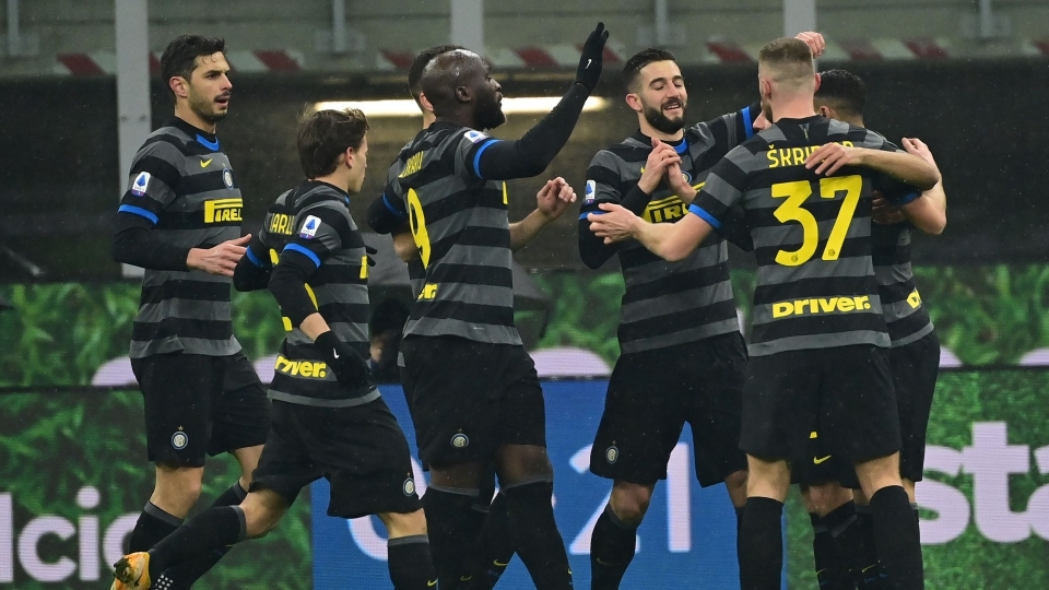 Inter celebrating Benevento Serie A