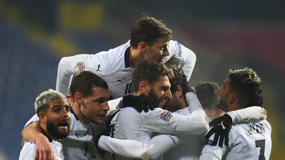 Italy players celebrate