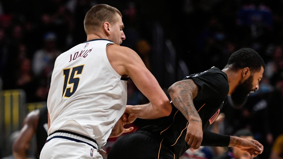 Jokic e Morris