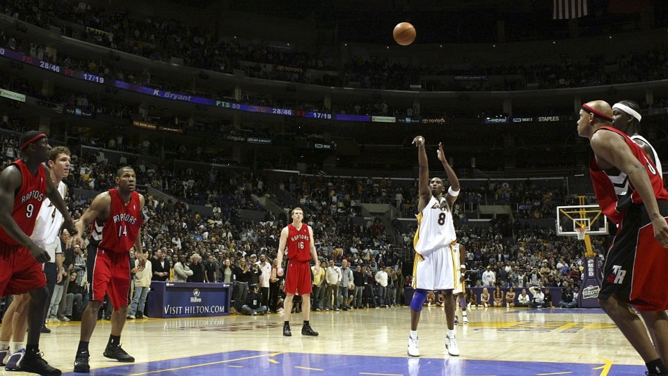 Kobe Bryant contro i Raptors