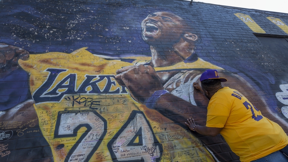 Kobe Bryant murales