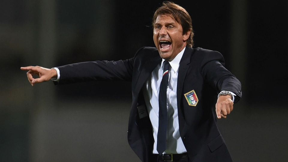 Le nove squadre allenate da Antonio Conte in carriera, le foto
