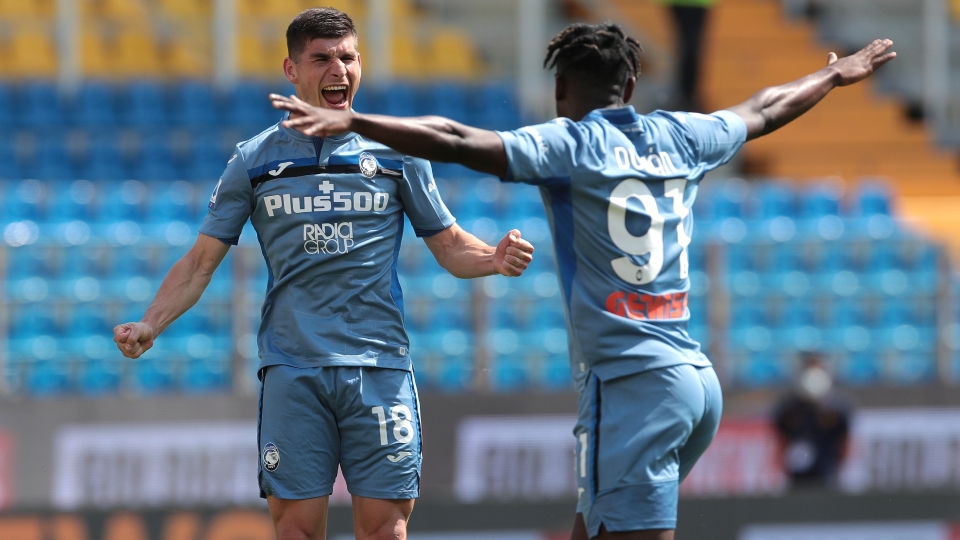 Malinovskyi Zapata celebrating Parma Atalanta